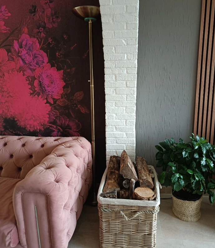 fauteuil et manne de bois 