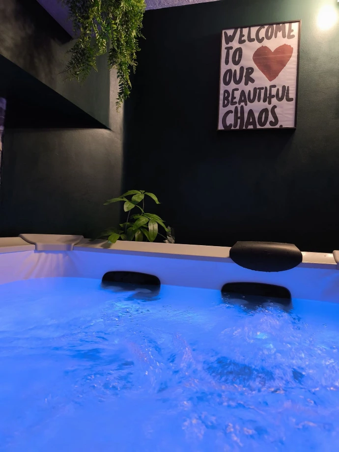 jacuzzi en bleu 